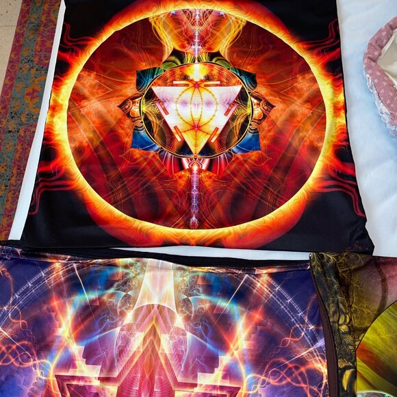 Pumayana Pillow Covers  23 x 23 Multicolor Set of 4 New - Picture 4 of 7